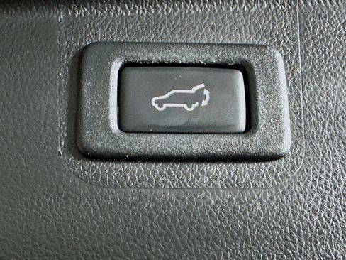 Used 2019 Subaru Outback 3.6R Limited w/ Popular Package #2 image 30