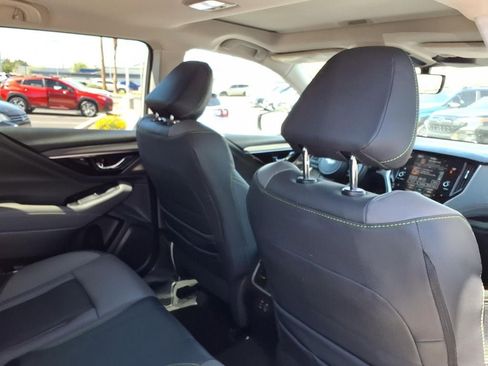 Used 2025 Subaru Outback Onyx Edition AWD/4WD image 20