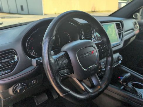 Used 2025 Dodge Durango GT RWD image 24