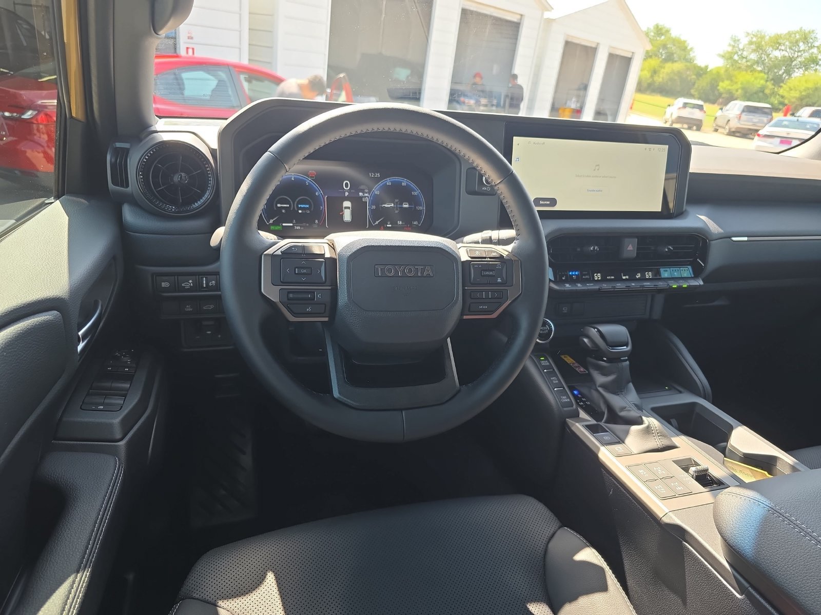 Used 2027 Toyota Land Cruiser AWD/4WD image 13