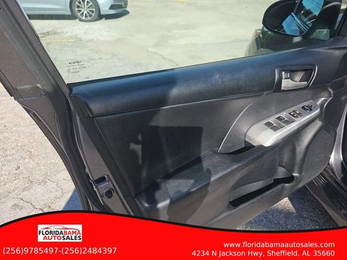Used 2014 Toyota Camry SE FWD image 11