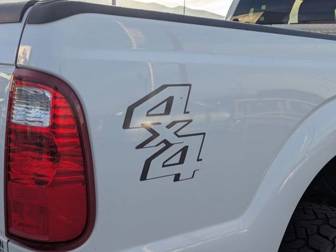 Used 2015 Ford F350 XLT w/ Snow Plow Prep Package image 5