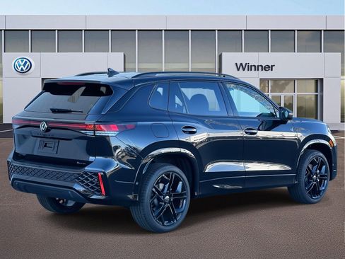 New 2026 Volkswagen Tiguan SE R-Line image 5