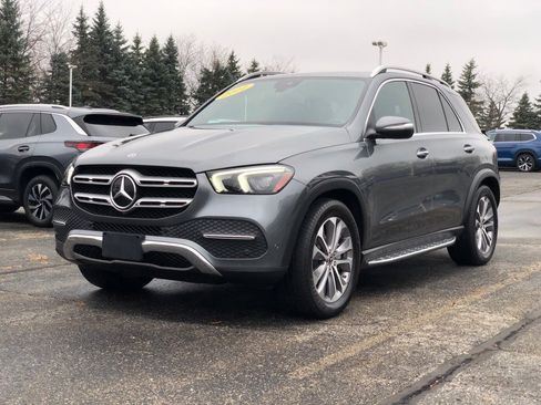 Used 2022 Mercedes-Benz GLE 350 4MATIC w/ Premium Package image 3