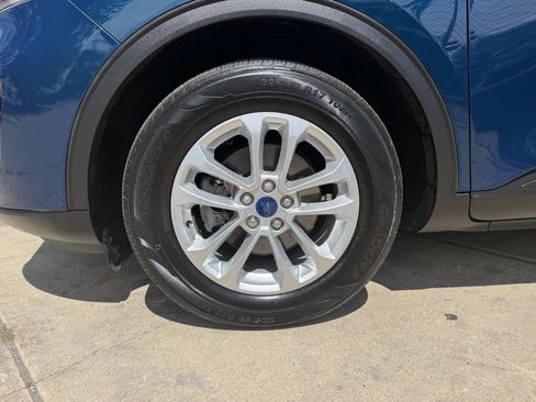 Used 2020 Ford Escape SE FWD image 8