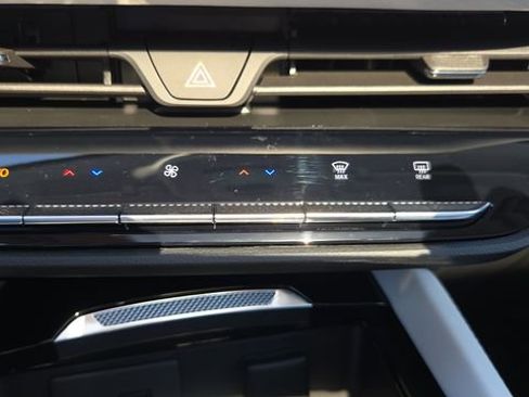 New 2026 Buick Envision Avenir image 38