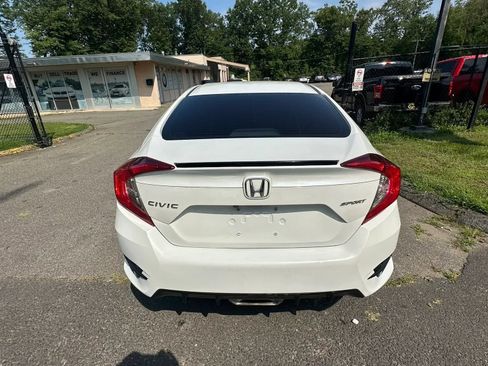 Used 2019 Honda Civic Sport image 6