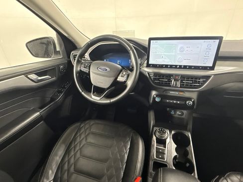 Used 2023 Ford Escape SE w/ PHEV Premium Package FWD image 19