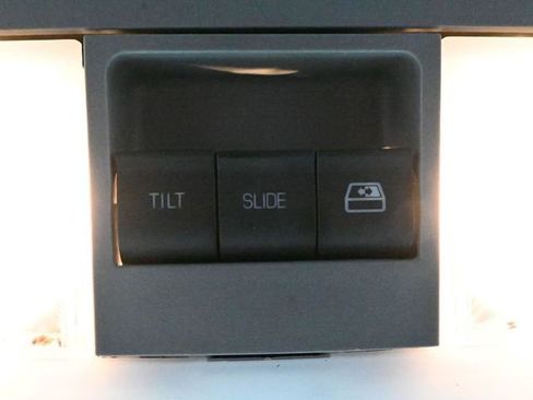 Used 2013 Ford F150 Lariat w/ Luxury Equipment Group image 33