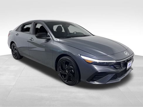 New 2026 Hyundai Elantra Sport FWD image 7