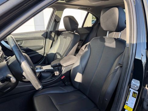 Used 2016 BMW 320i Sedan RWD image 12