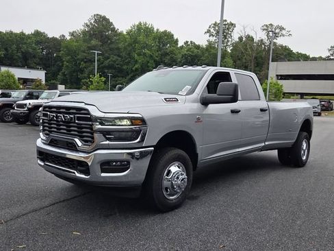 New 2026 RAM 3500 Tradesman AWD/4WD image 3