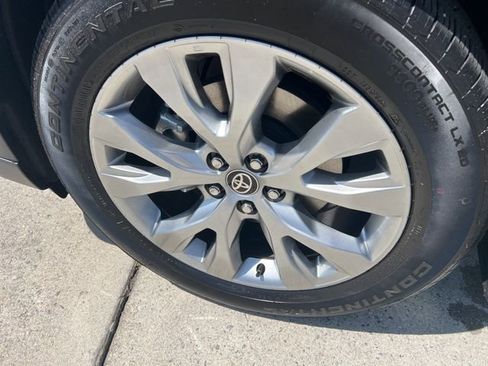 New 2026 Toyota Grand Highlander FWD image 10