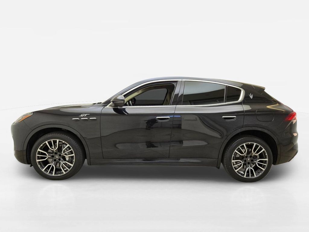 Certified 2023 Maserati Grecale GT AWD/4WD image 11