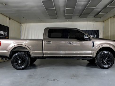 Used 2022 Ford F250 Lariat w/ Tremor Off-Road Package image 5