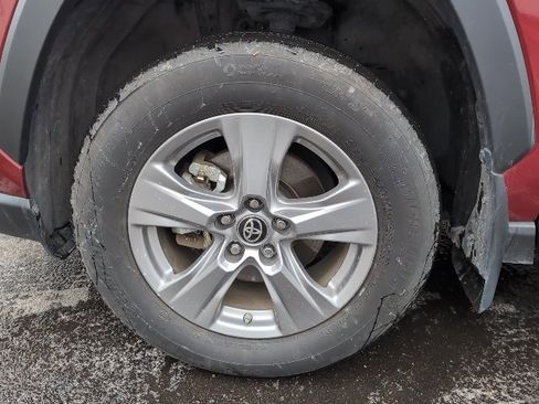 Used 2024 Toyota RAV4 LE image 10