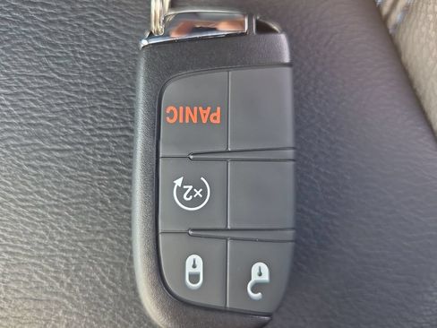 New 2026 Jeep Compass Latitude AWD/4WD image 30