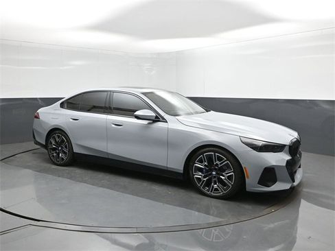 New 2024 BMW 530i w/ M Sport Package image 17