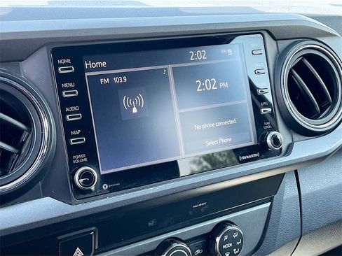 Used 2020 Toyota Tacoma TRD Sport image 14