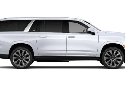 New 2026 Cadillac Escalade ESV Luxury AWD/4WD image 17