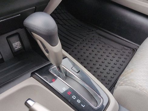 Used 2014 Honda Civic LX image 29