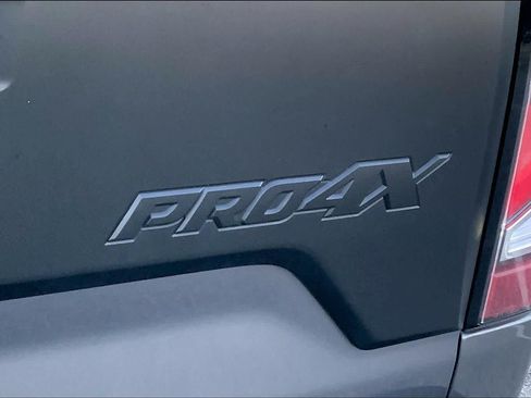 Used 2024 Nissan Titan PRO-4X w/ Off Road Protection Package AWD/4WD image 18