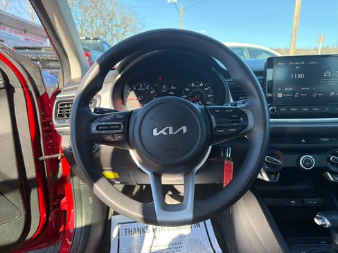 Used 2022 Kia Rio S image 18