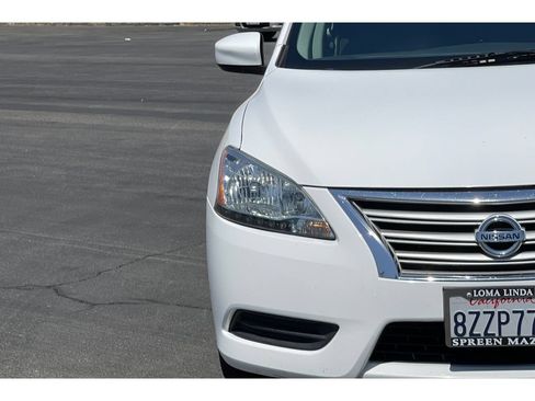 Used 2015 Nissan Sentra SV FWD image 19