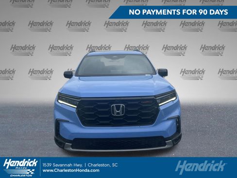 Certified 2025 Honda Pilot TrailSport image 1