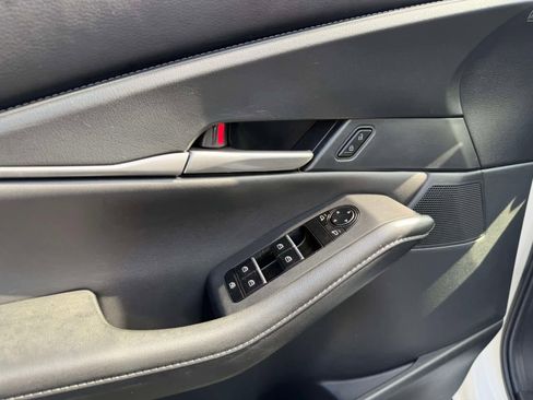 Used 2023 MAZDA CX-30 AWD 2.5 S w/ Select Package image 16