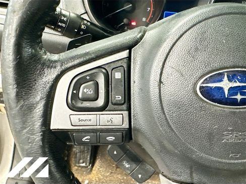 Used 2017 Subaru Outback 2.5i Limited image 12