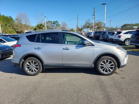 Used 2016 Toyota RAV4 Limited image 5
