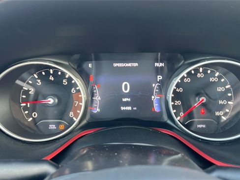 Used 2019 Jeep Compass Trailhawk image 11