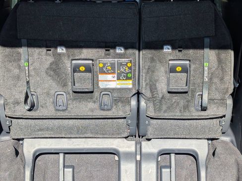 Used 2025 Toyota Sienna Limited AWD/4WD image 23