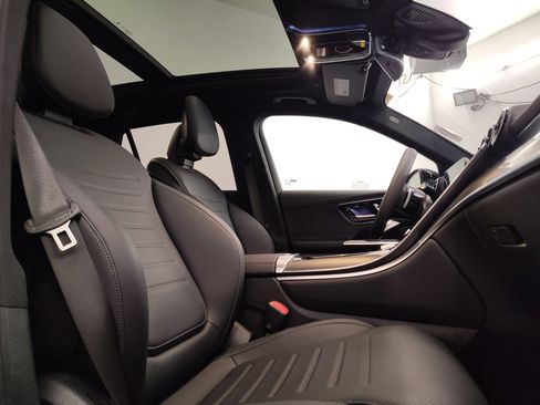 Certified 2026 Mercedes-Benz GLC 300 image 29