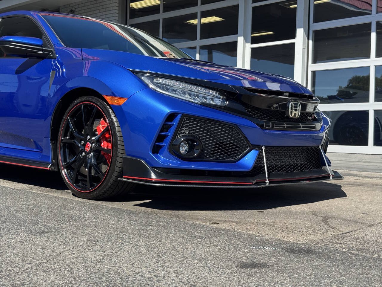 Used 2018 Honda Civic Type R image 9