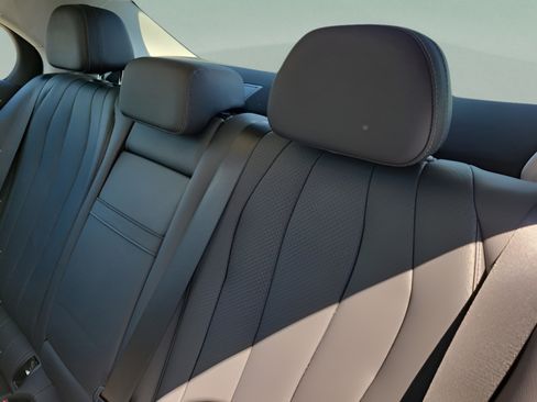 Certified 2026 Mercedes-Benz E 350 Sedan image 8