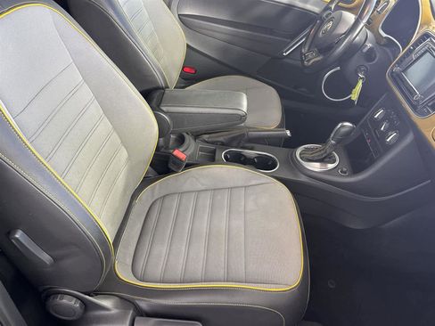 Used 2016 Volkswagen Beetle 1.8T Dune image 14