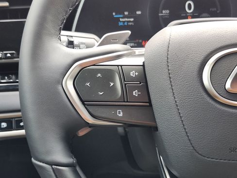 Used 2025 Lexus RX 350 w/ Convenience Package image 31