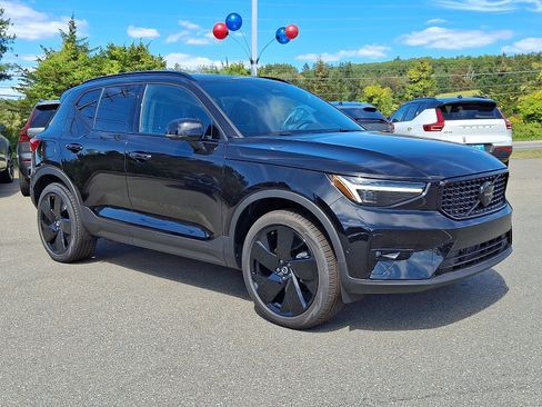 New 2026 Volvo XC40 B5 Ultra w/ Protection Package Premier AWD/4WD image 1