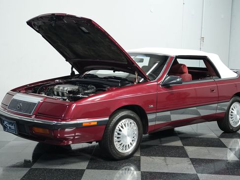 Used 1991 Chrysler LeBaron Convertible image 28