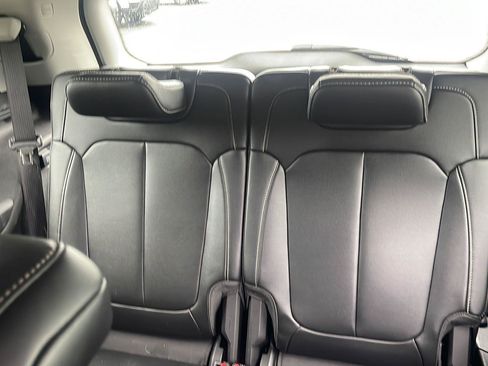 Used 2021 Jeep Grand Cherokee L Limited AWD/4WD image 35