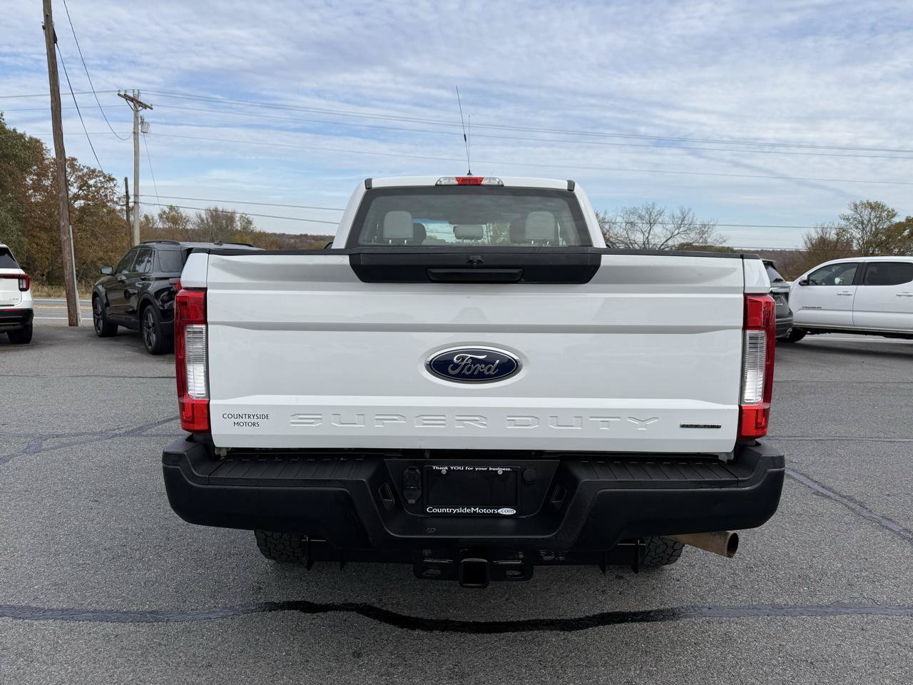 Used 2017 Ford F250 XL w/ Power Equipment Group AWD/4WD image 4