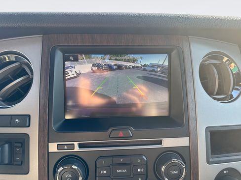 Used 2015 Ford Expedition King Ranch RWD image 20