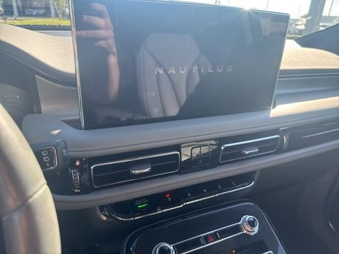 Certified 2023 Lincoln Nautilus Reserve w/ Equipment Group 201A image 6