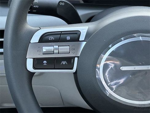 New 2025 Hyundai Tucson SEL image 24