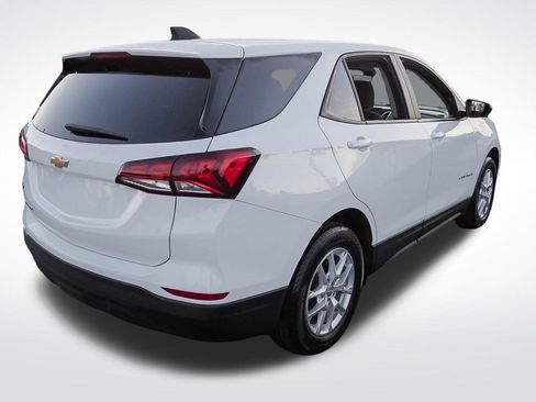 Certified 2022 Chevrolet Equinox LS w/ LS Convenience Package image 7