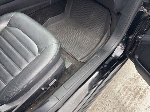 Used 2018 Ford Fusion SE w/ Fusion SE Technology Package image 26