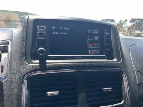 Used 2019 Dodge Grand Caravan SXT FWD image 48