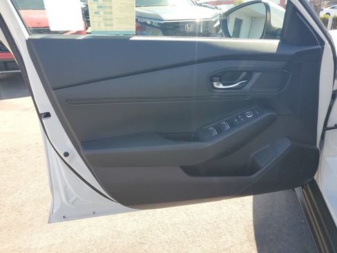 Certified 2023 Honda Accord LX image 17